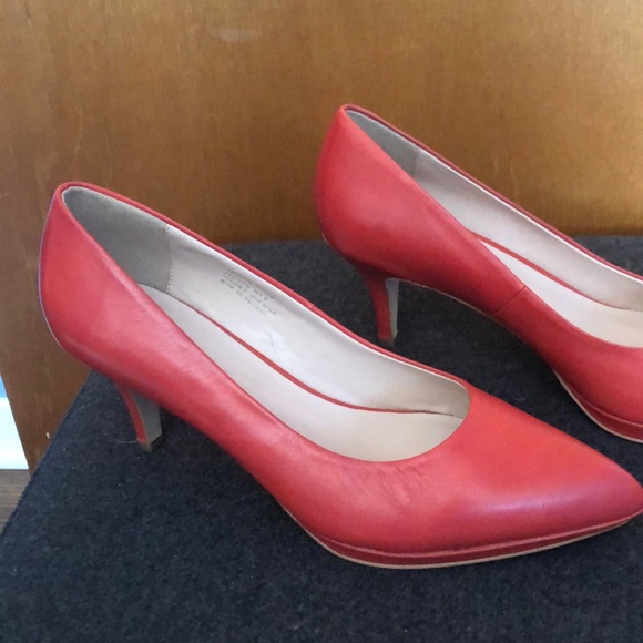 Coral coloured 2.75 inch heels - Picture 3 of 6